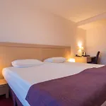 Islande With Free Parking 4* Riga