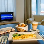 Islande With Free Parking Hotel Riga