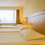 Islande With Free Parking