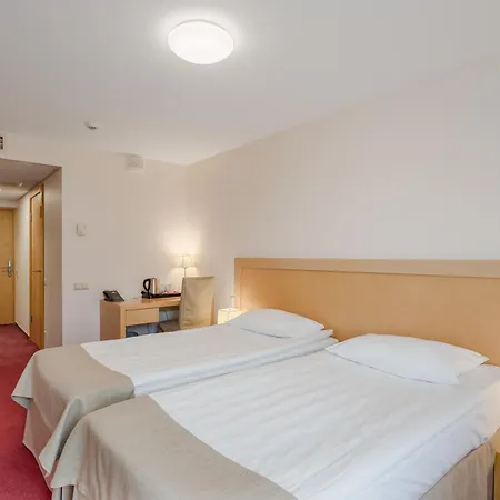 Islande With Free Parking Viesnīca Riga