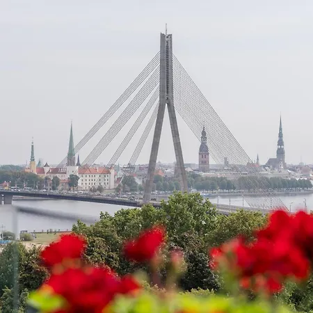 Hotell Islande With Free Parking Riga