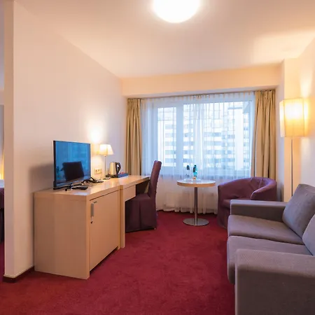 Islande With Free Parking Hotel