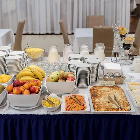 Islande With Free Parking Hotel 4*