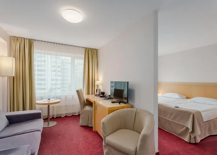 Islande With Free Parking Hotel Ryga