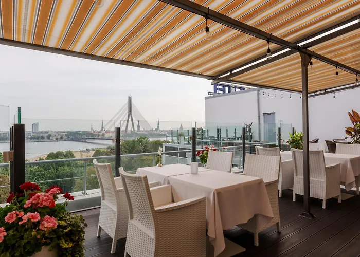 Islande With Free Parking 4* Ryga