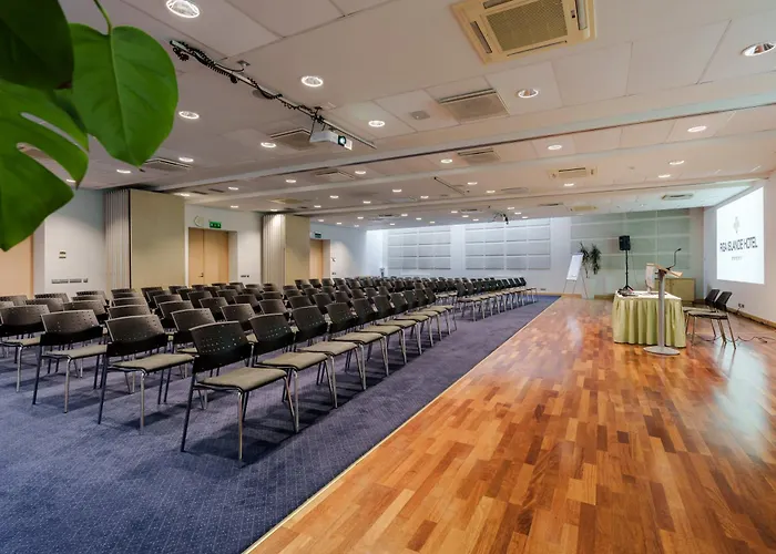 Hotel Islande With Free Parking Riga