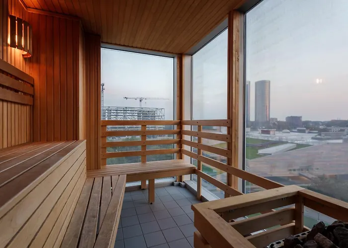 Islande With Free Parking Ryga