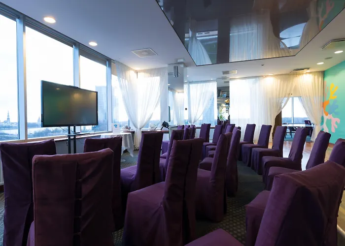 Islande With Free Parking Hotel Riga