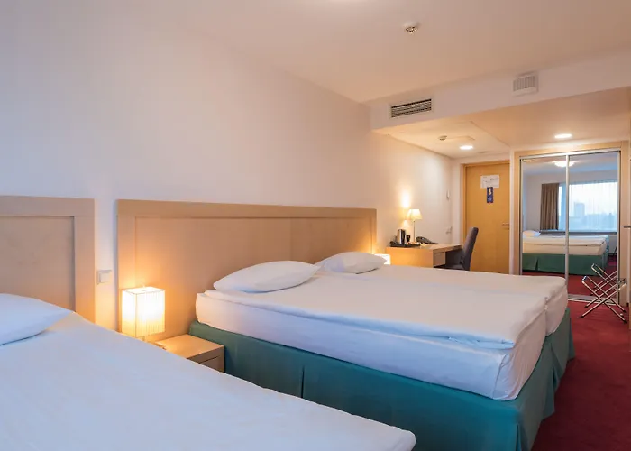 Islande With Free Parking 4* Ryga