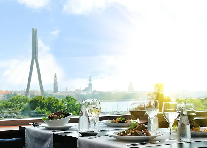 Islande With Free Parking Hotel Riga