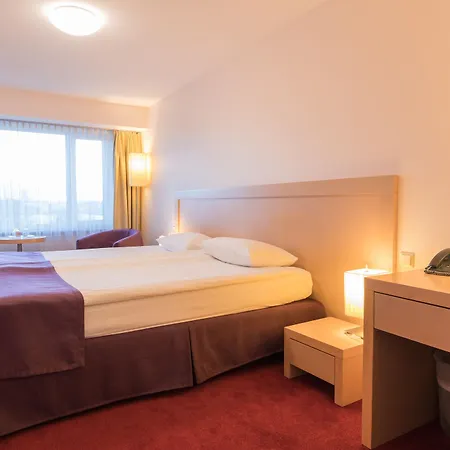Islande With Free Parking 4* Riga