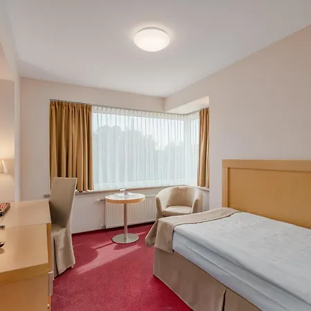 Islande With Free Parking Riga
