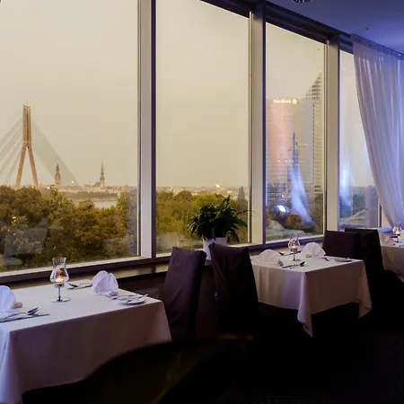 Islande With Free Parking 4* Riga