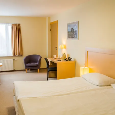 Islande With Free Parking Hotel Riga