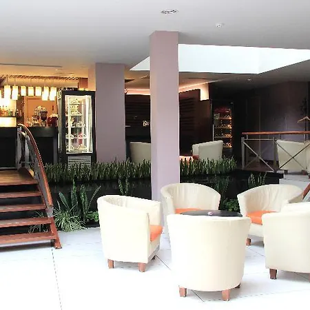 Islande With Free Parking Hotel 4*